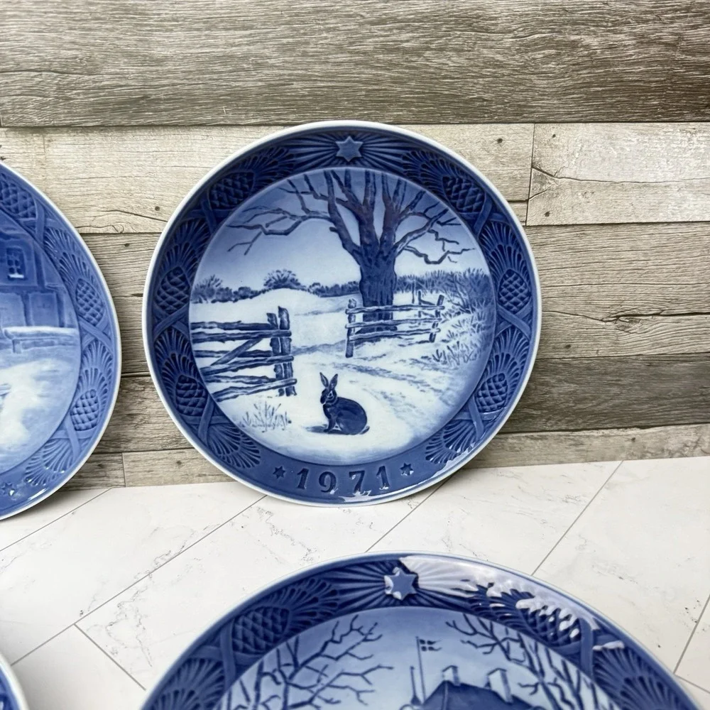 Royal Copenhagen VTG Christmas Plates 1968, 69, 71, 72, 73, 75, 76 & 77 -Denmark